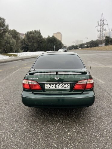 Nissan Maxima-5
