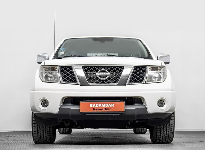 Nissan Navara 2014, 377,117 km - 2.5 l - Bakı