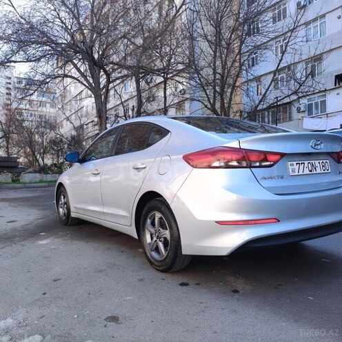 Hyundai Avante 2015, 187,000 km - 1.6 л - Bakı