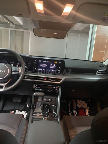 Kia K5-10