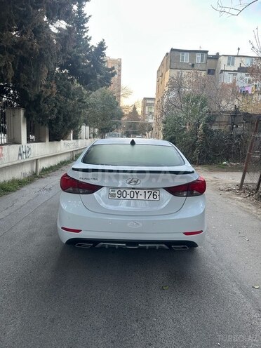 Hyundai Elantra 2015, 194,731 km - 1.8 л - Bakı