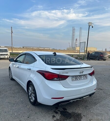 Hyundai Elantra 2015, 194,731 km - 1.8 л - Bakı