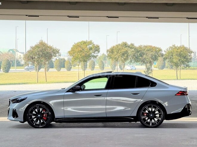 BMW i5-6