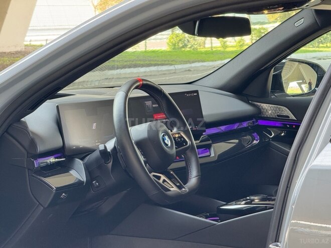 BMW i5-9