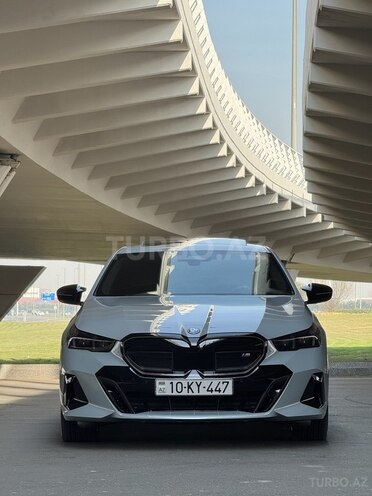 BMW i5-2