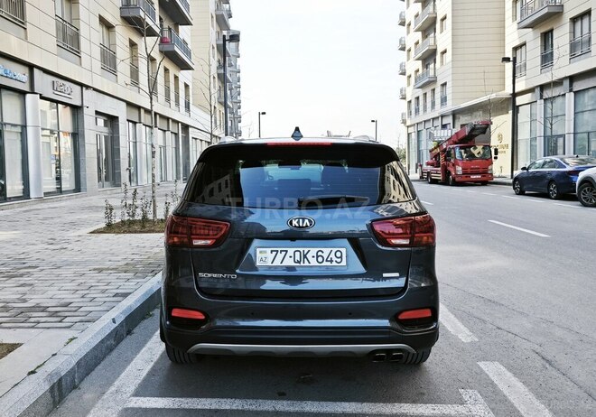 Kia Sorento 2018, 128,616 km - 2.0 l - Bakı