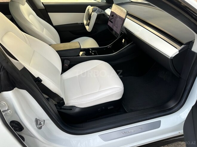Tesla Model 3 2018, 133,000 km - 0.0 л - Bakı