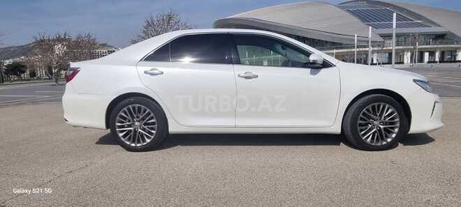 Toyota Camry-3