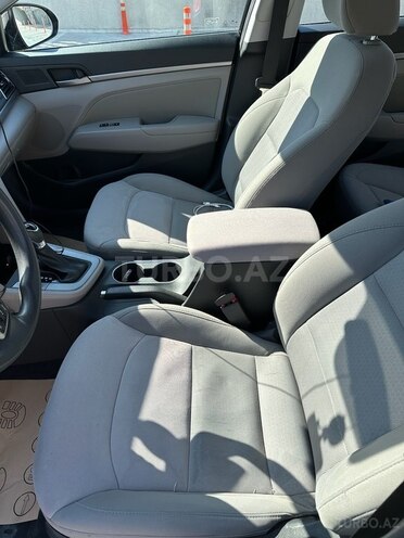 Hyundai Elantra 2018, 82,881 km - 2.0 l - Bakı