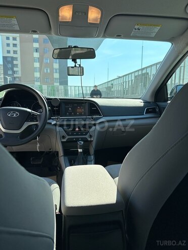 Hyundai Elantra 2018, 82,881 km - 2.0 l - Bakı