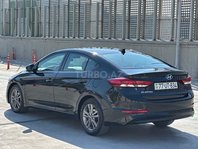 Hyundai Elantra 2018, 82,881 km - 2.0 l - Bakı