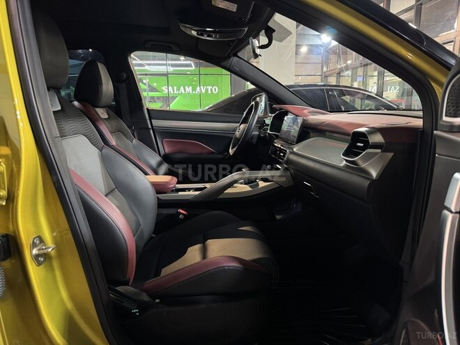 Geely Coolray 2023, 13,000 km - 1.5 л - Bakı