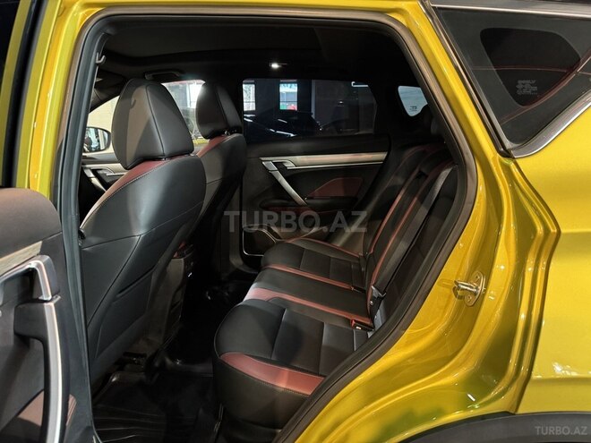 Geely Coolray 2023, 13,000 km - 1.5 л - Bakı
