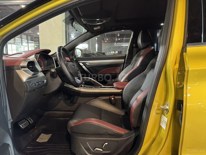 Geely Coolray 2023, 13,000 km - 1.5 л - Bakı