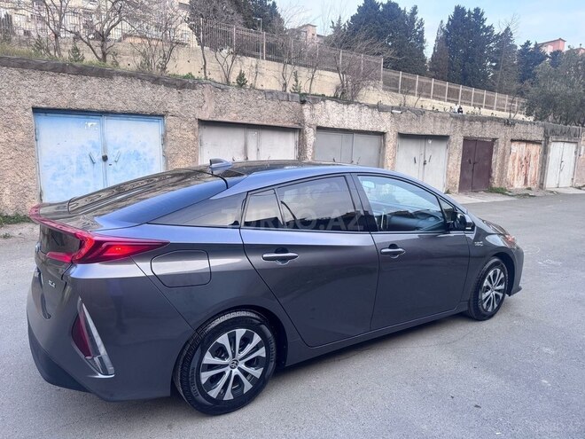 Toyota Prius Prime 2020, 65,000 km - 1.8 l - Bakı