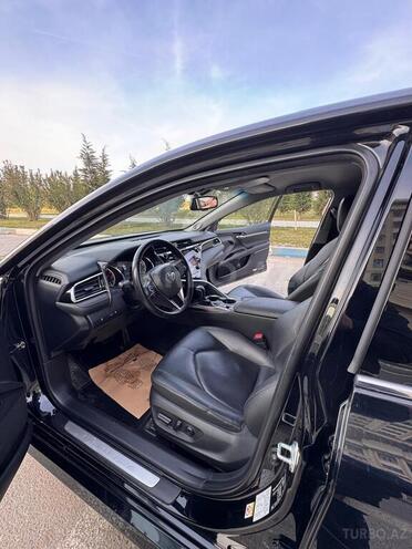 Toyota Camry-9