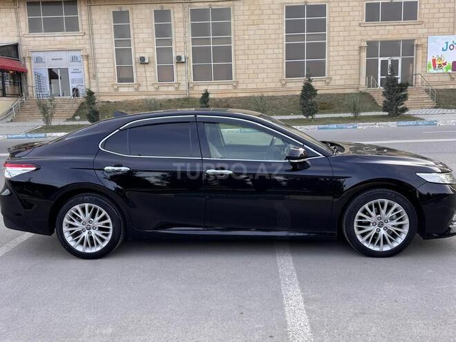 Toyota Camry-6