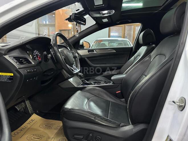 Hyundai Sonata-8