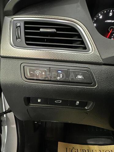 Hyundai Sonata-7