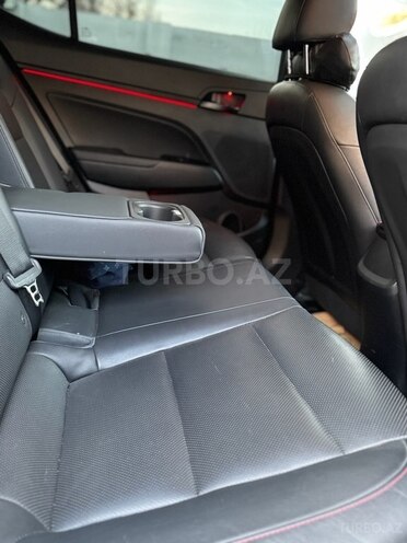 Hyundai Elantra 2018, 105,000 km - 2.0 l - Sumqayıt