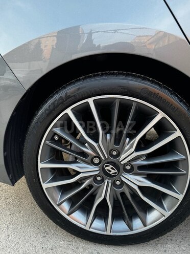 Hyundai Elantra 2018, 105,000 km - 2.0 l - Sumqayıt