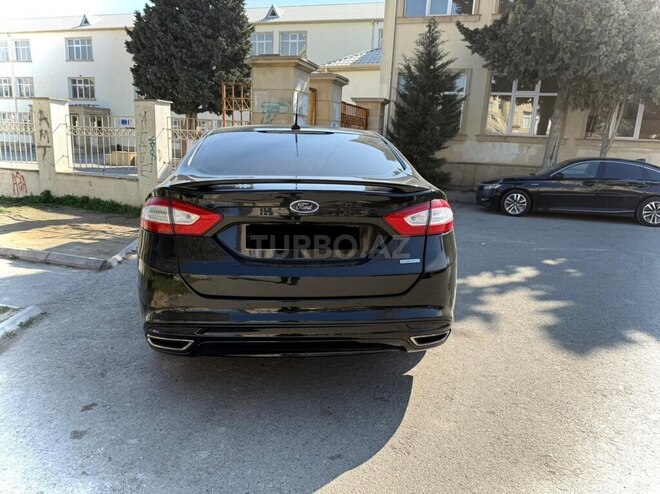 Ford Fusion (North America) 2015, 261,000 km - 2.0 л - Bakı