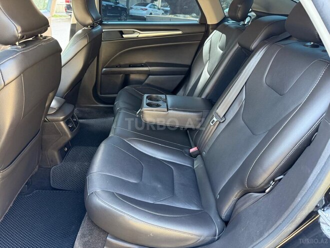 Ford Fusion (North America) 2015, 261,000 km - 2.0 л - Bakı