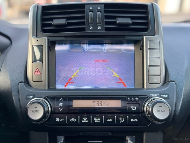 Toyota Land Cruiser Prado-16