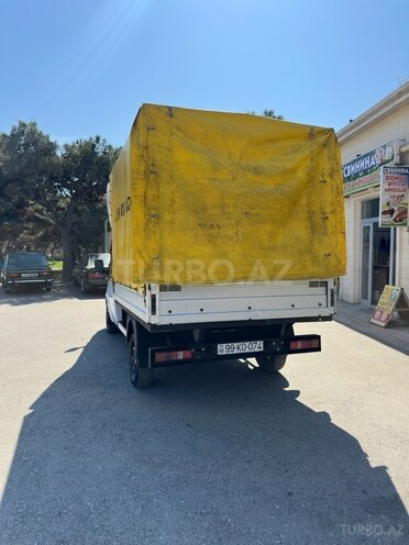 Ford Transit-5
