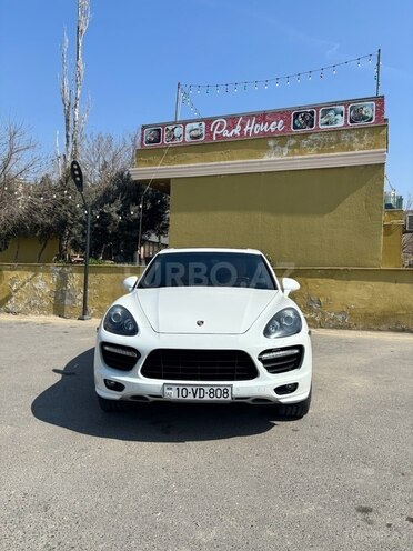 Porsche Cayenne GTS 2013, 175,000 km - 4.8 l - Bakı
