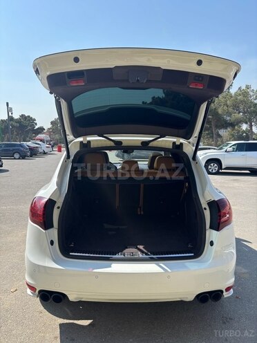 Porsche Cayenne GTS 2013, 175,000 km - 4.8 l - Bakı
