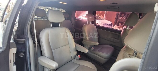 Kia Carnival 2015, 298,000 km - 2.2 л - Bakı