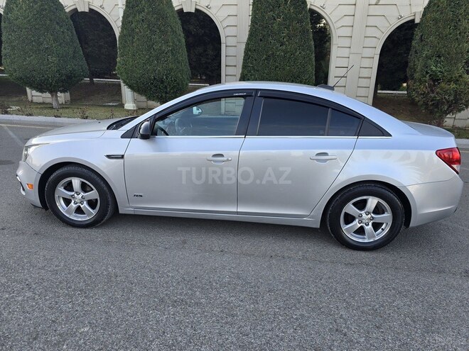 Chevrolet Cruze 2015, 215,000 km - 1.4 l - Gəncə