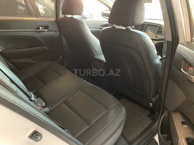 Hyundai Avante 2016, 127,000 km - 1.6 l - Bakı