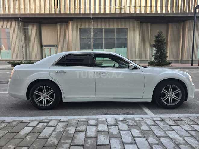 Chrysler 300C-14