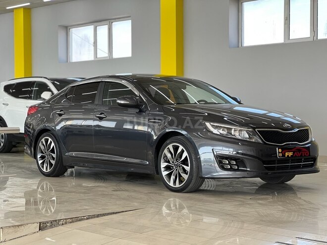 Kia K5-4