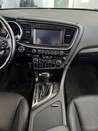Kia K5-16