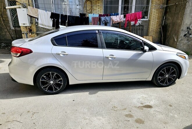 Kia Forte 2018, 118,900 km - 2.0 l - Bakı