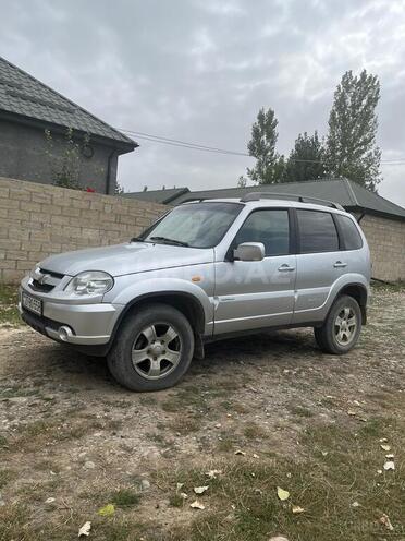 Chevrolet Niva-3