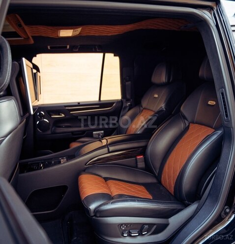 Lexus LX 570-18