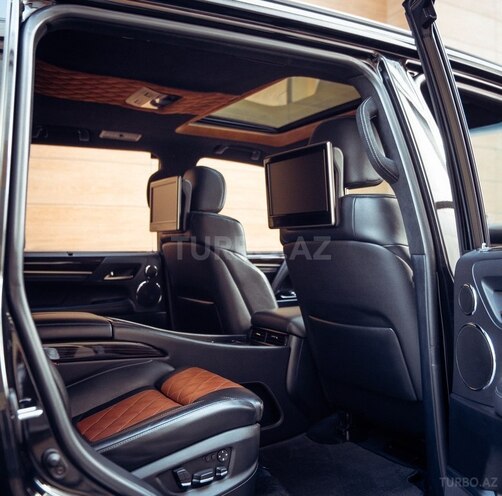 Lexus LX 570-19