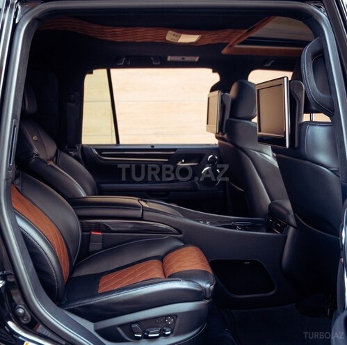 Lexus LX 570-21