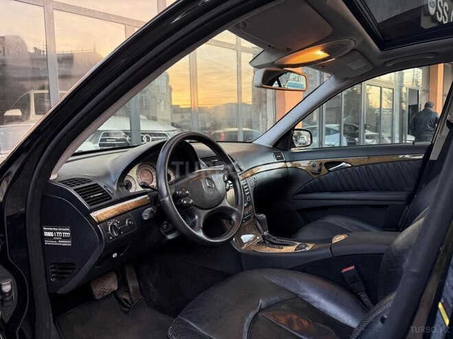 Mercedes E 350 2006, 312,000 km - 3.5 l - Bakı