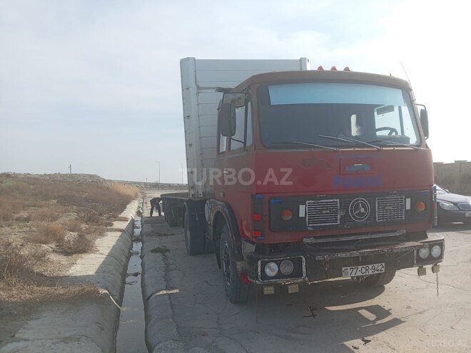 MAZ 54322 1986, 258,396 km - 11.0 l - Bakı
