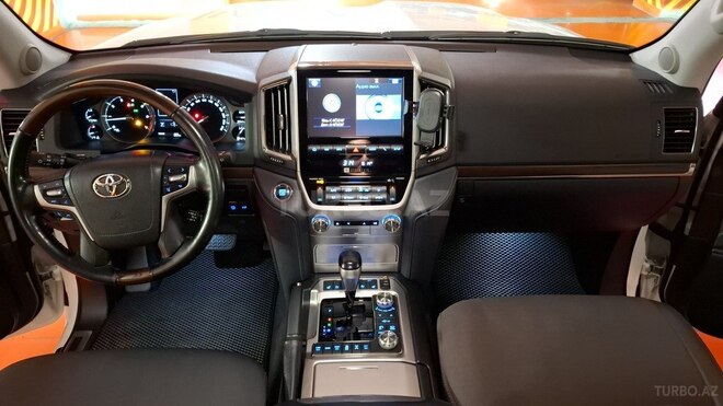 Toyota Land Cruiser 2018, 79,000 km - 4.6 л - Bakı