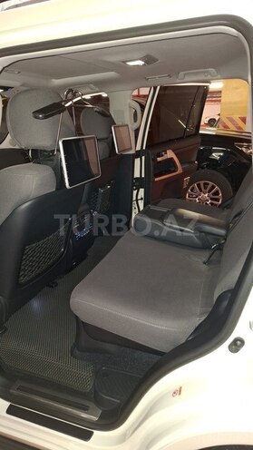 Toyota Land Cruiser 2018, 79,000 km - 4.6 л - Bakı