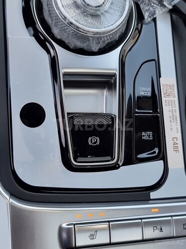 Kia Carnival-38