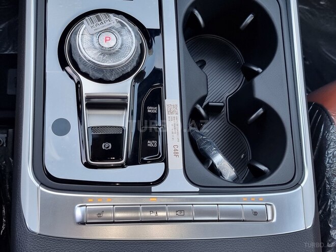 Kia Carnival-34