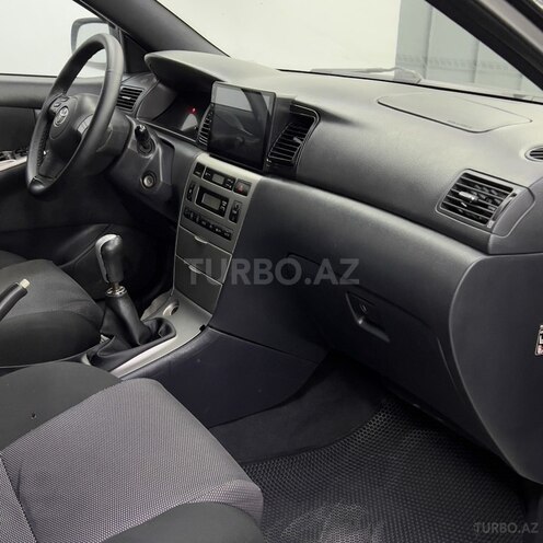 Toyota Corolla-10