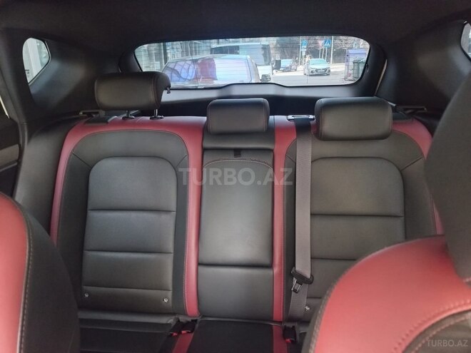 Geely Coolray-8